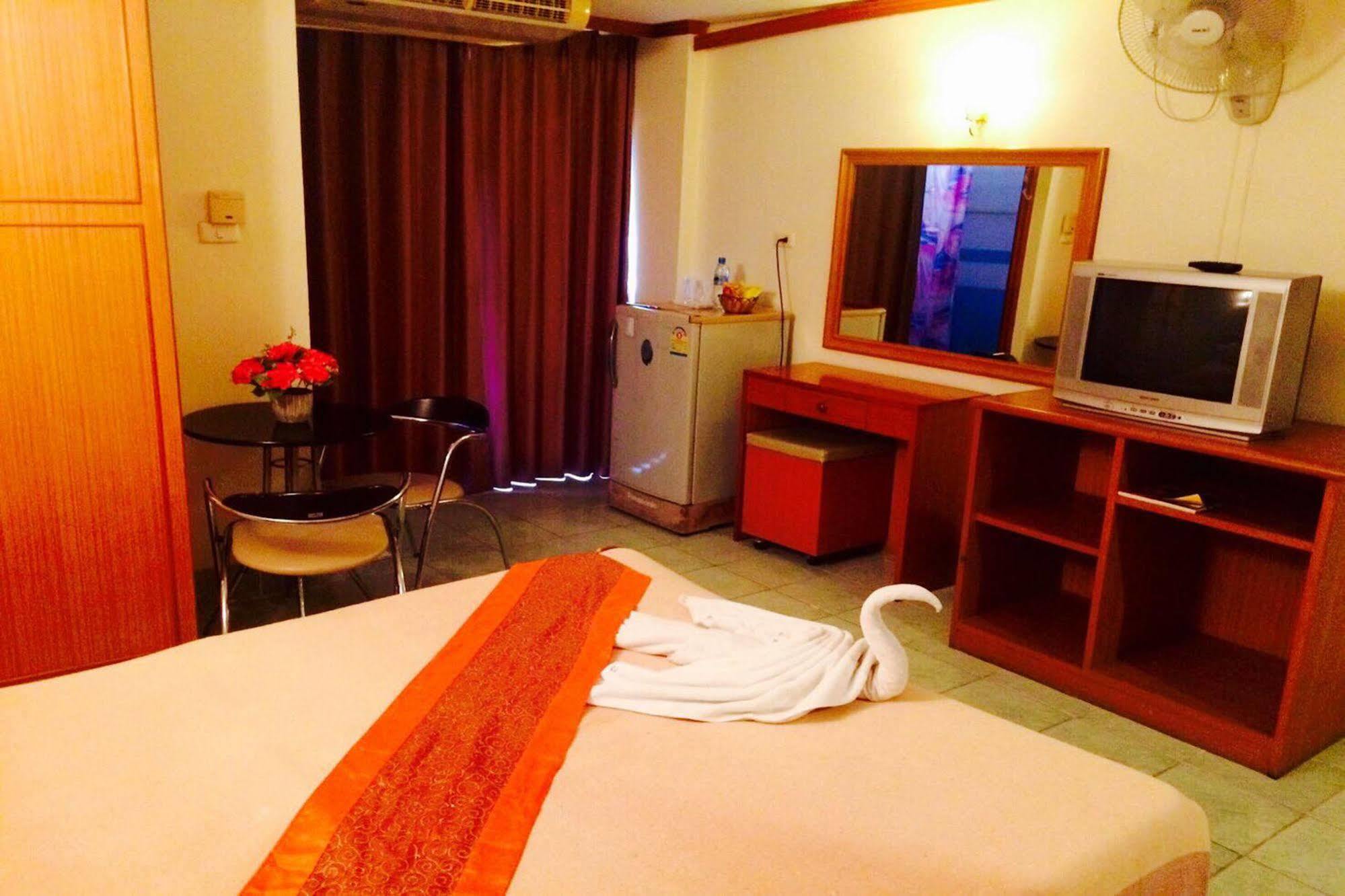 Shagwell Mansions Otel Pattaya Dış mekan fotoğraf